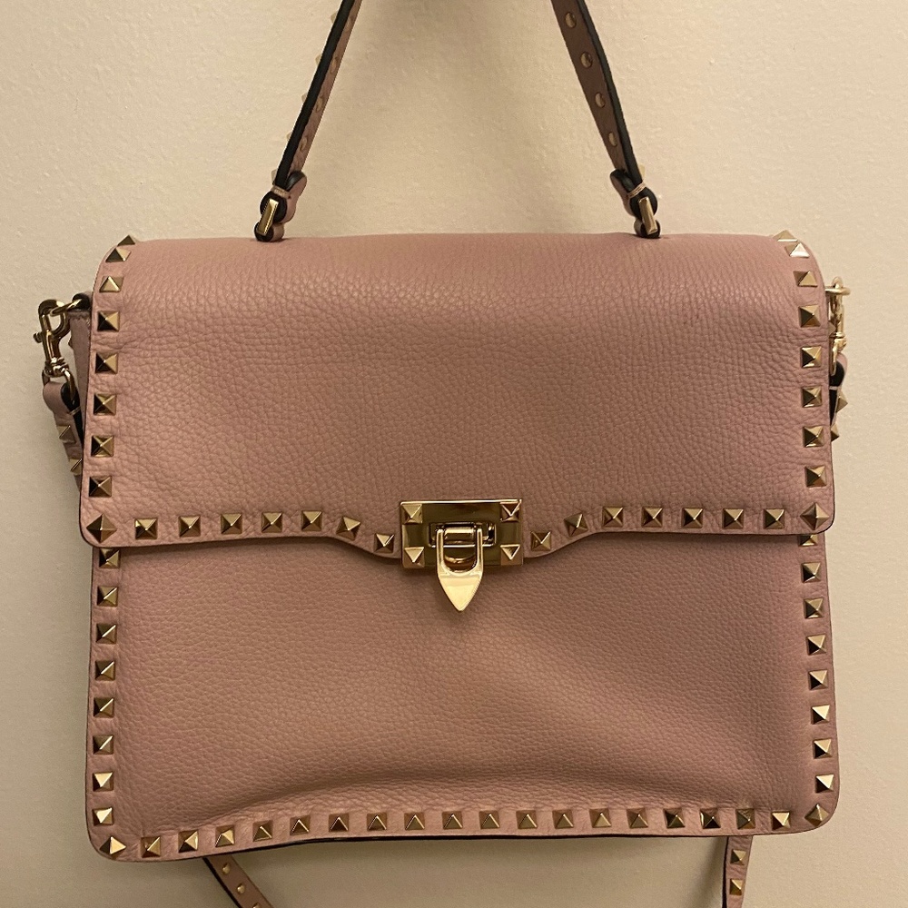 AUTHENTIC STUDDED VALENTINO GARAVANI BLUSH BAG W/ STRAP